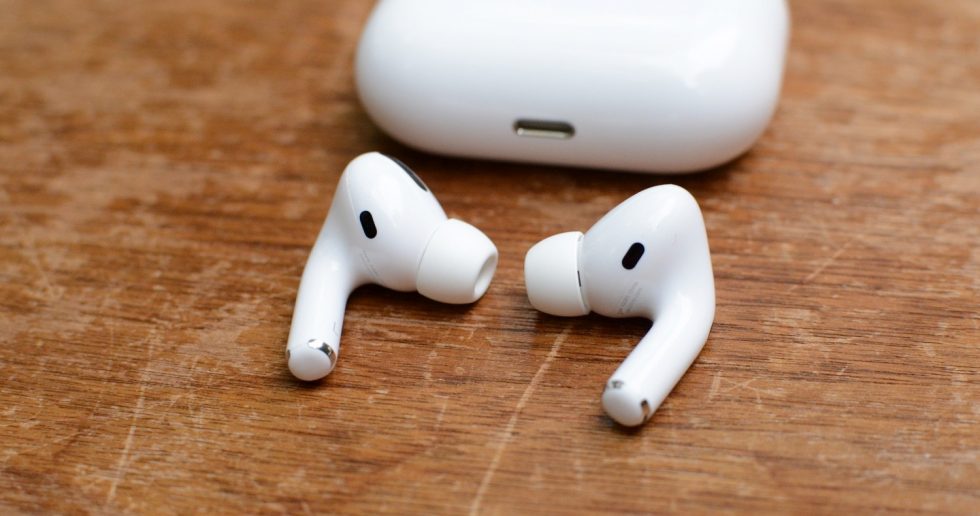 Apple AirPods Pro - Image 11
